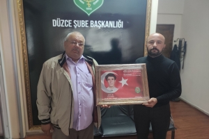 Ölümsüzler İçin Ölümsüz Hatıra