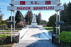 Şehitliğimiz Yenilendi